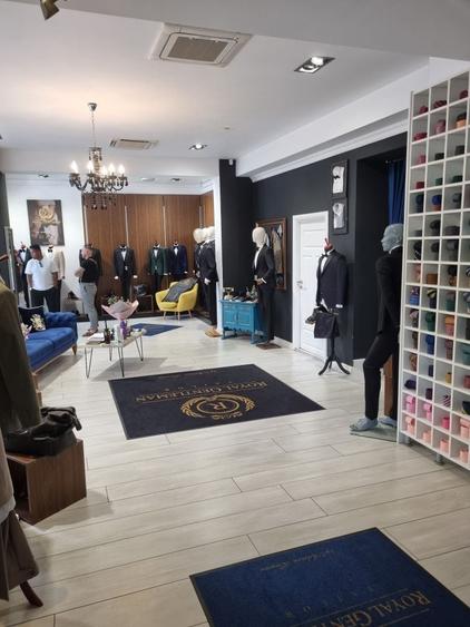 Spațiu comercial, de 120 mp, în Central