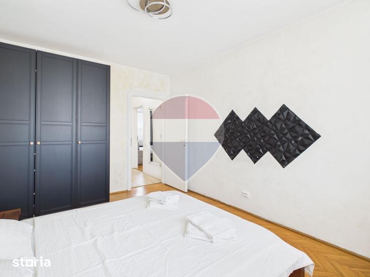 Apartament cu 3 camere în Tei