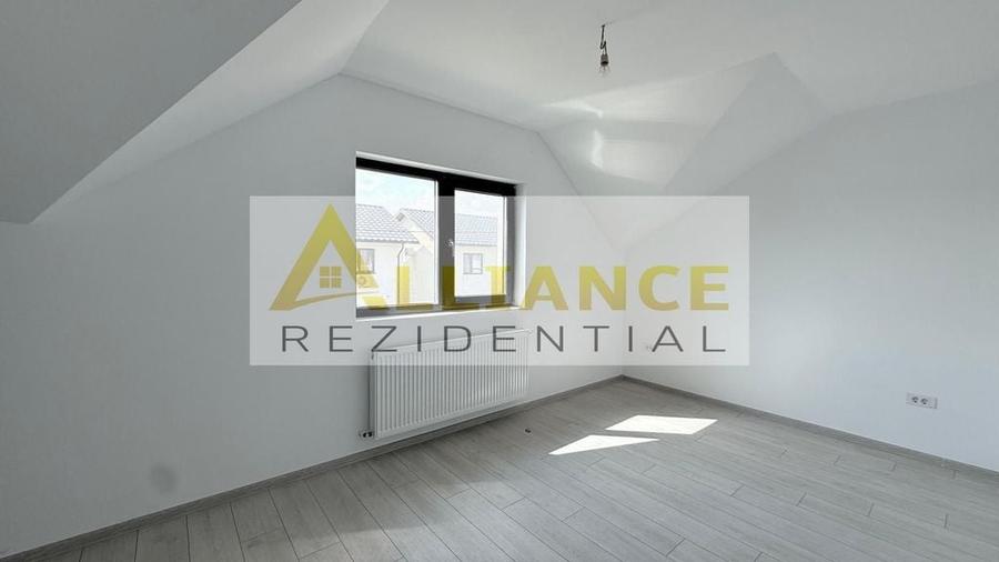 Vila individuala - 4 camere 3 bai - teren 308mp - 12