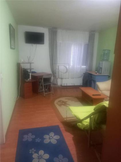 Garsonieră decomandată în Șagului