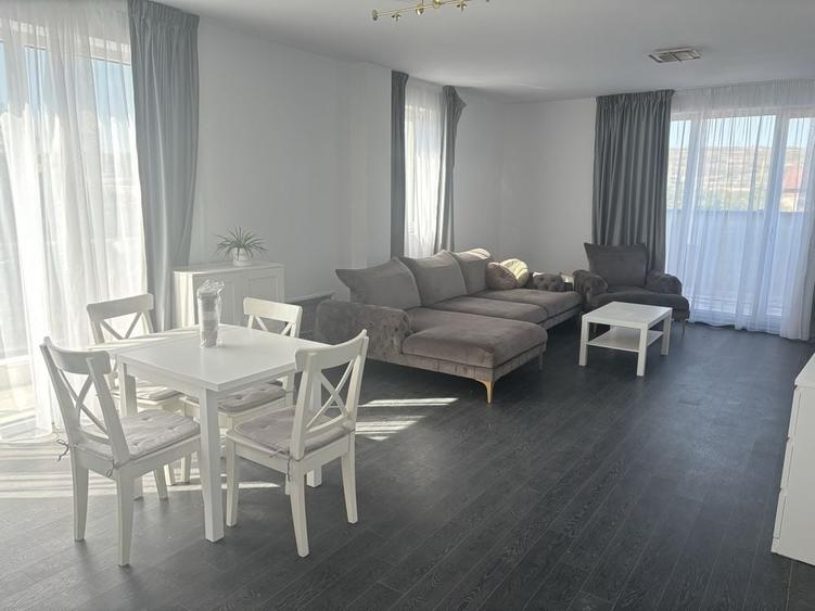 Apartament cu 3 camere decomandat în Mărăști
