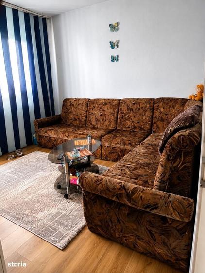 Apartament cu 3 camere decomandat în Zorilor