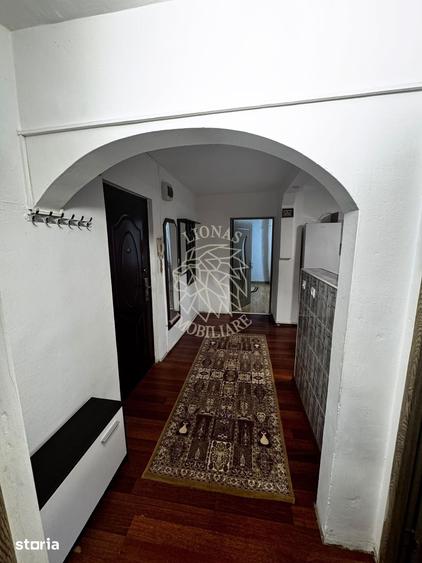 Apartament cu 2 camere decomandat în Central