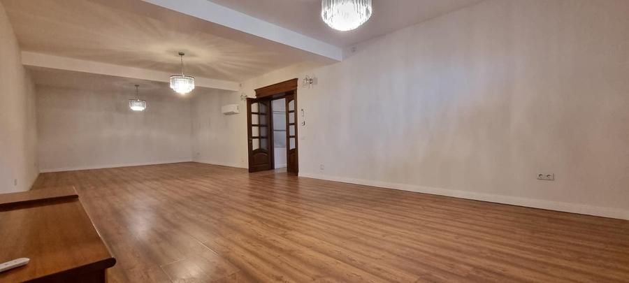 Vilă individuală de închiriat în zona Sisești - 12