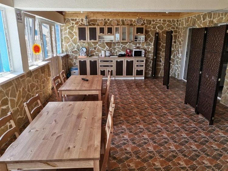 Casă individuală cu 5 camere cu Teren 1790 Mp în Corbu