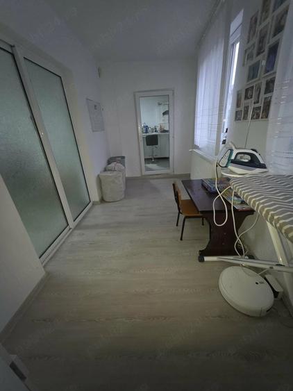 Casă cu 4 camere cu Teren 463 Mp în Central