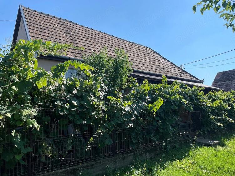 Casă cu Teren 1000 Mp în Șilea