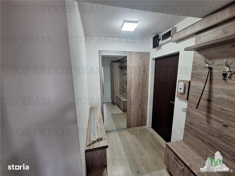 Apartament cu 2 camere semidecomandat, mobilat în Barieră