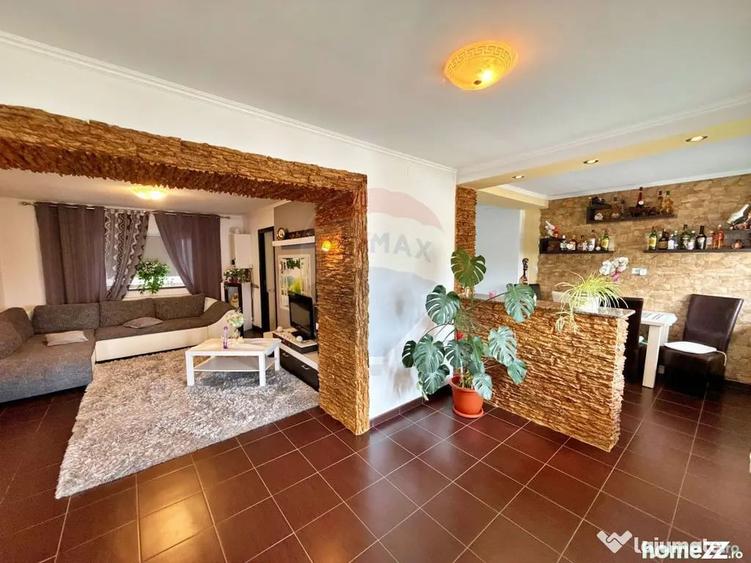 Casă cu 3 camere cu Teren 1410 Mp în Șofronea