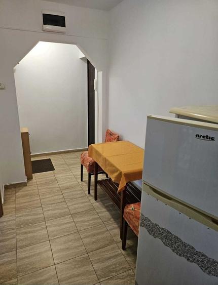 Inchiriez apartament 2 camere,semidecomandat,Craiova-Brazda lui Novac - 7