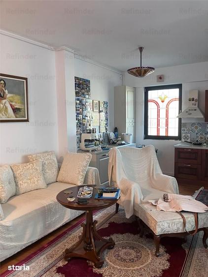 Apartament cu 3 camere decomandat în Centrul Civic
