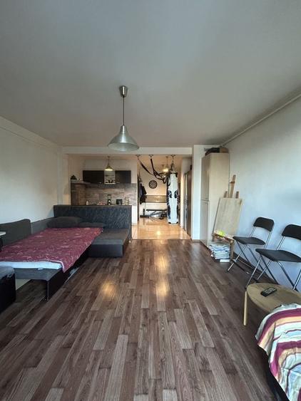Garsonieră nedecomandată în Berceni