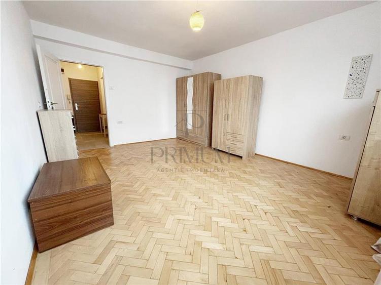 Garsonieră semidecomandată în Bălcescu
