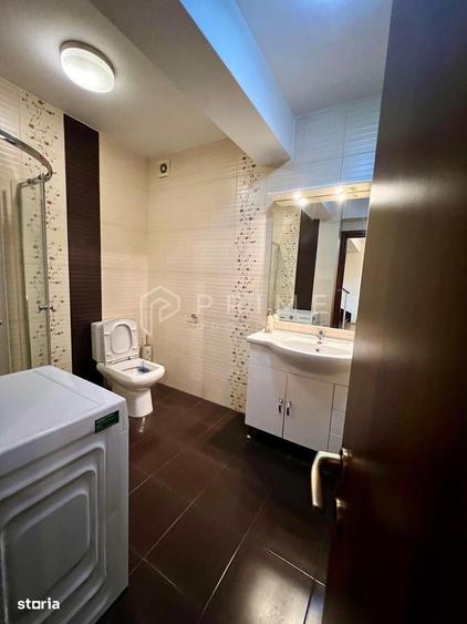 Apartament cu 4 camere în Semicentral