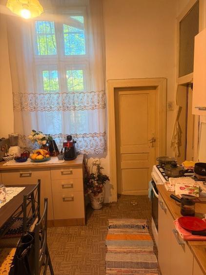 Casă cu 4 camere în Ultracentral