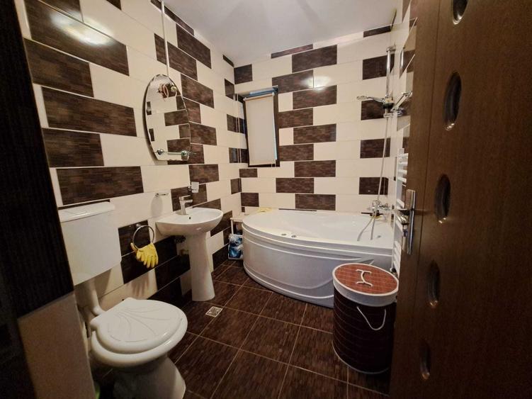Apartament cu 2 camere semidecomandat în Exterior Vest