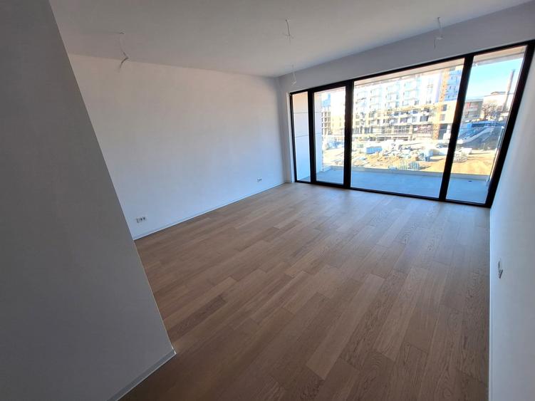 Apartament cu 2 camere semidecomandat în Barbu Văcărescu