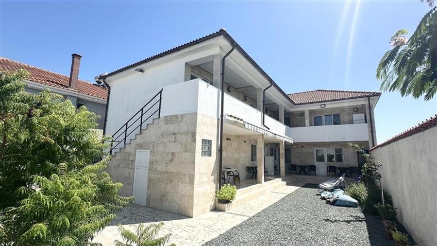 Hotel/Pensiune, de 200 mp, în Exterior Nord