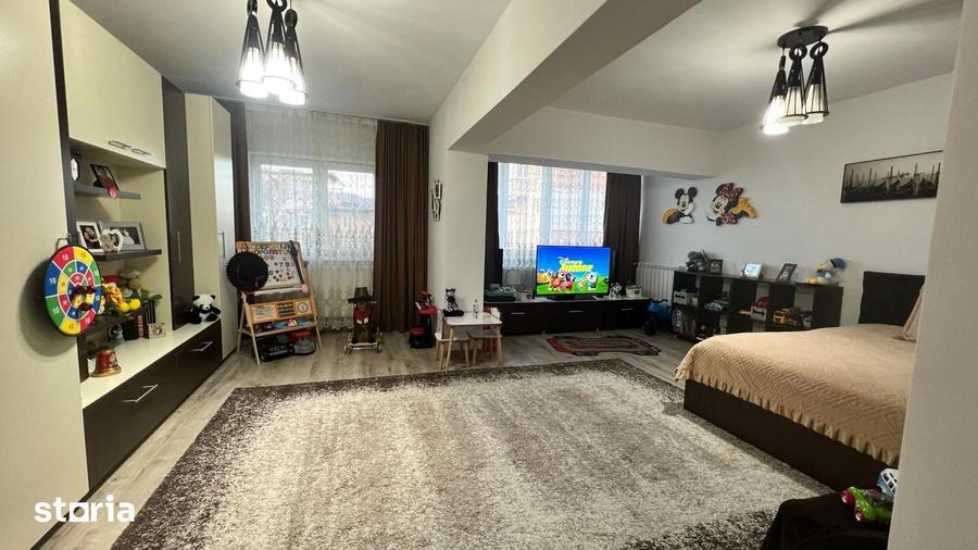 Apartament cu 3 camere în Central