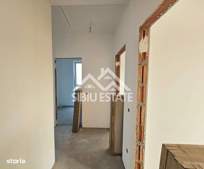 Casă cu 4 camere în Central