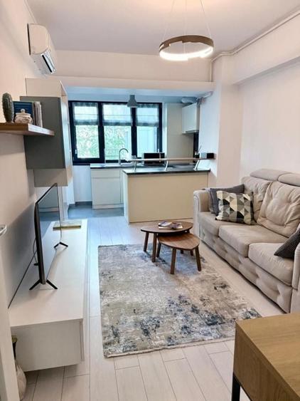 Apartament cu 2 camere decomandat, mobilat în Grozăvești