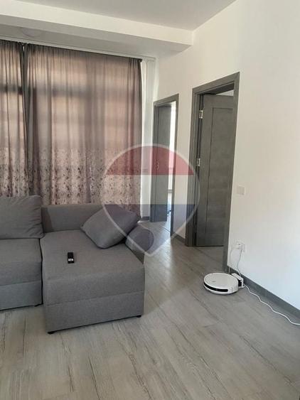Casă individuală cu 4 camere cu Teren 380 Mp în Berceni