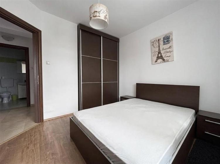 Apartament cu 2 camere decomandat, mobilat în Nufărul