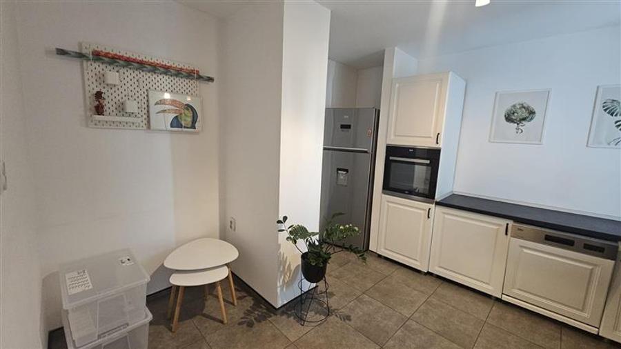 Apartament cu 2 camere semidecomandat, mobilat în Tineretului