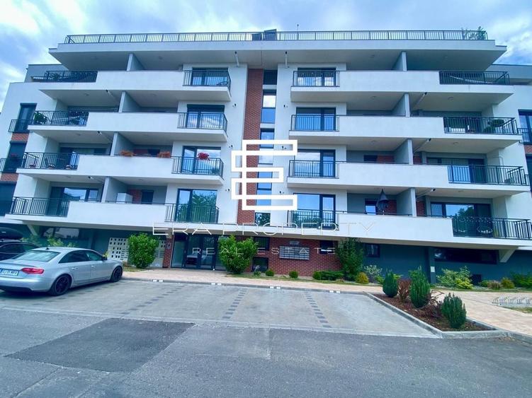 Penthouse cu 3 camere decomandat în Turnișor