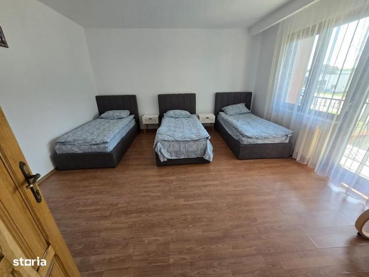Casă cu 4 camere în Central
