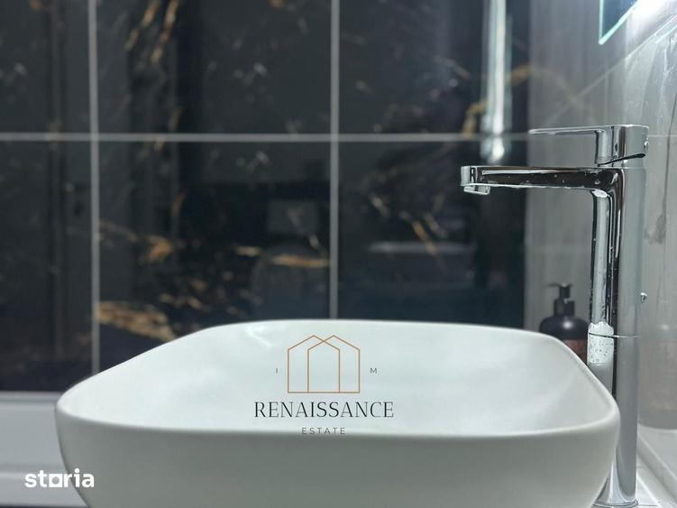 Apartament cu 3 camere decomandat în Neptun