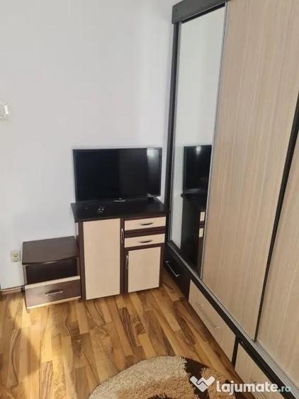 SPRE INCHIRIERE APARTAMENT - 4