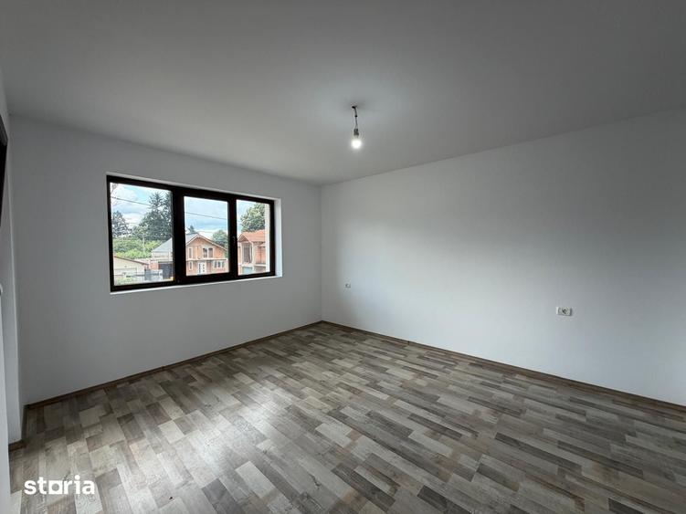 Casă cu 4 camere cu Teren 253 Mp în Central