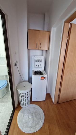 Apartament cu 2 camere semidecomandat în Exterior Vest