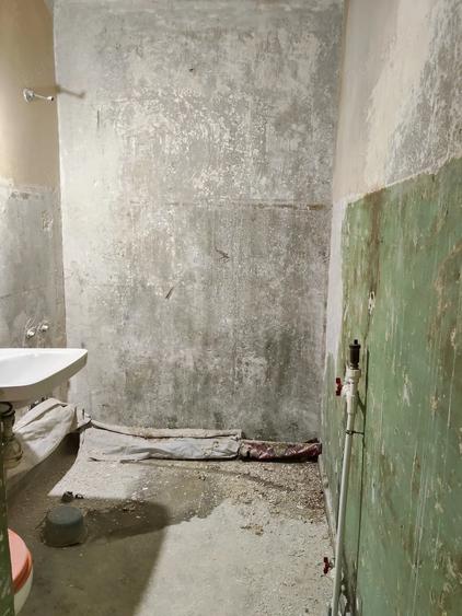 Apartament cu 2 camere semidecomandat în Prelungirea Ferentari