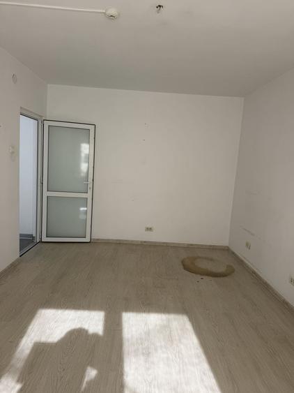 Spațiu comercial, de 77 mp, în Exterior Vest