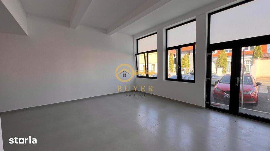 Spațiu comercial, de 110 mp, în Central