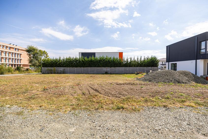 Teren Construcții intravilan de 603 mp, în Dumbrăvița