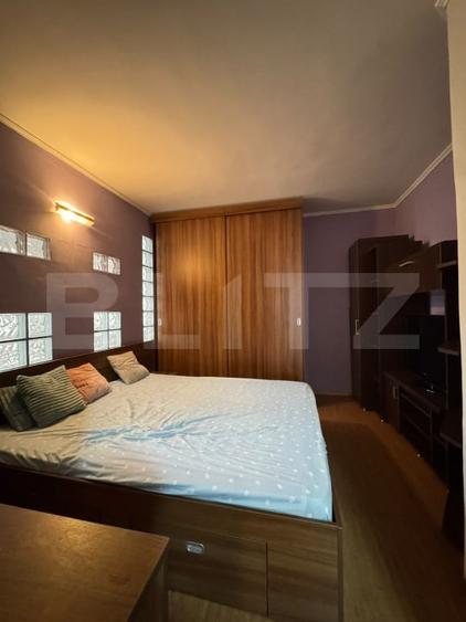 Apartament cu 3 camere semidecomandat, mobilat în Florești