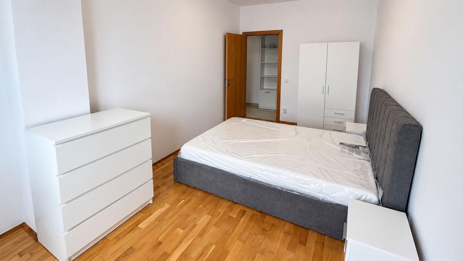 Apartament cu 3 camere decomandat în Timpuri Noi