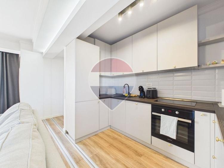 Apartament cu 2 camere semidecomandat, mobilat în P-ța Arsenalului