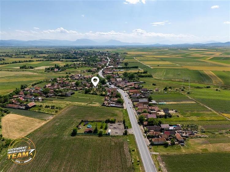 Teren Construcții intravilan de 2770 mp, în Sântionlunca