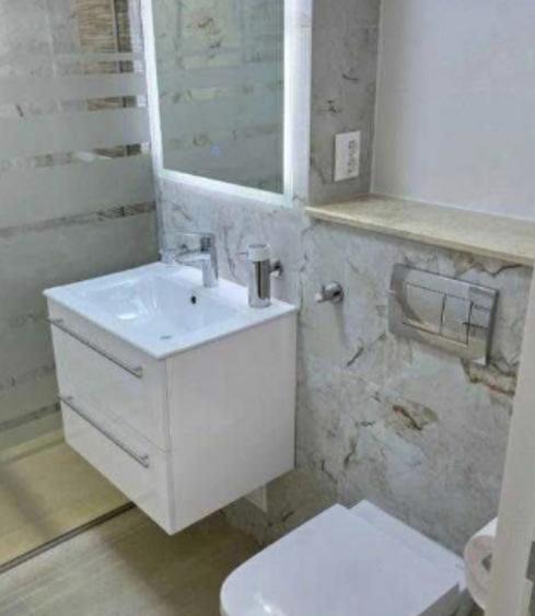 Vand garsoniera confort 1, amenajat modern, Tudor,etaj 1, zona Livezeni! - 1