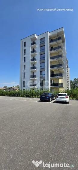 Apartament cu 3 camere decomandat în Nord
