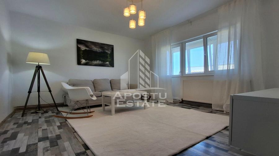 Apartament cu 3 camere decomandat, mobilat în Micălaca