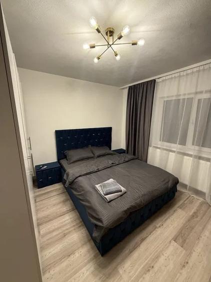 Apartament cu 2 camere decomandat, mobilat în Rovine