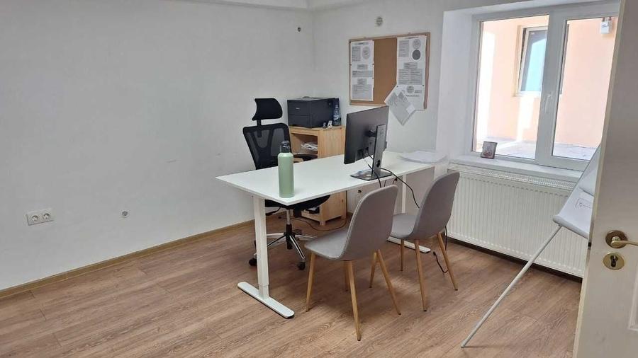 Apartament cu 2 camere semidecomandat în Ultracentral