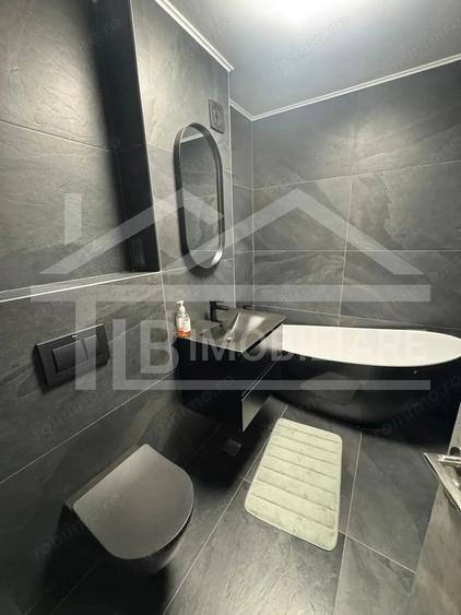 Apartament cu 3 camere semidecomandat în Gheorghe Doja