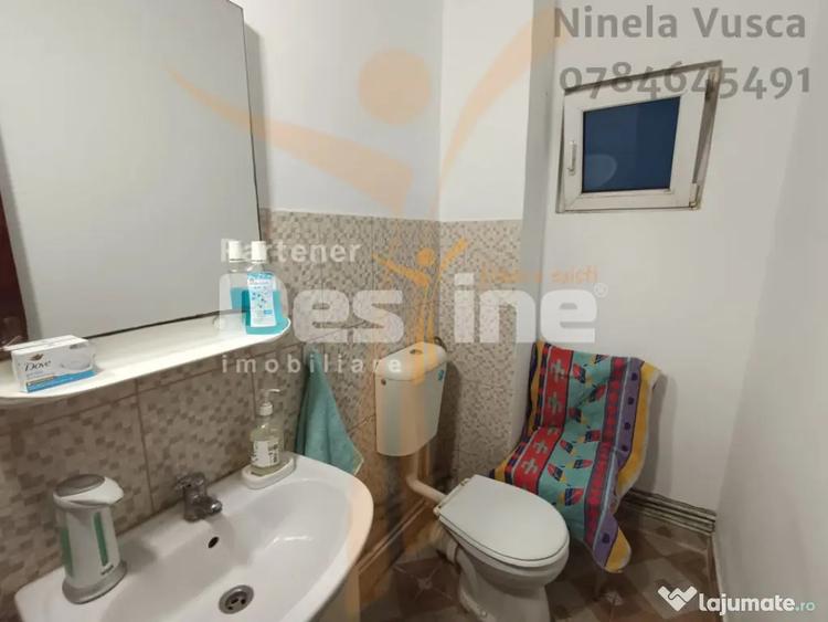Apartament cu 3 camere decomandat, mobilat în Micro 11