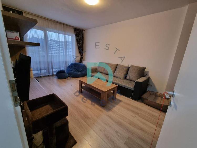 Garsonieră decomandată în Răcădău